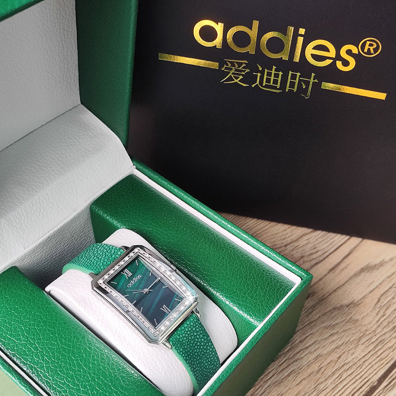 Coffret de petite montre verte exquise pour femmes, coffret cadeau carré