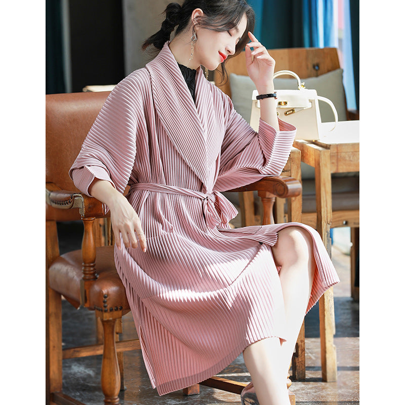 The New Style Of Foreign Light Mature Wind Women's Clothing