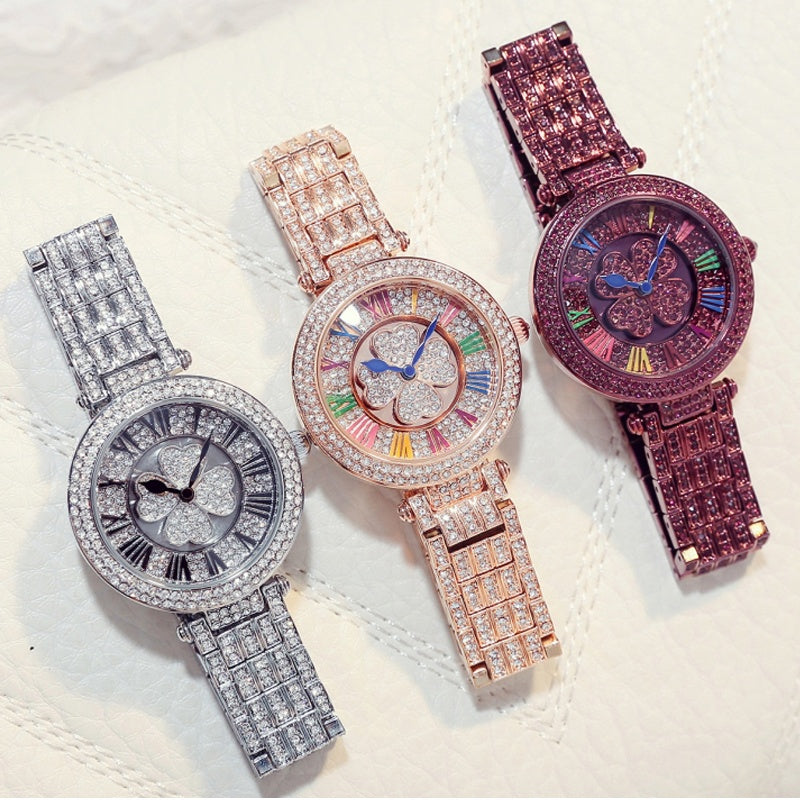 Reloj de trébol de cuatro hojas para mujer, cinturón de acero para correr, reloj de mujer con diamantes completos, resistente al agua, moda coreana, reloj de moda