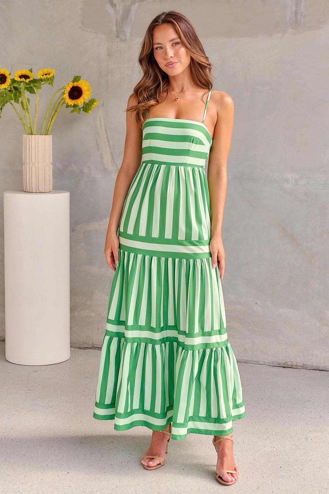 Vestido largo con tirantes estampado a rayas y bolsillos para mujer, vestidos con espalda descubierta y cuello cuadrado a la moda para vacaciones en la playa, ropa de verano