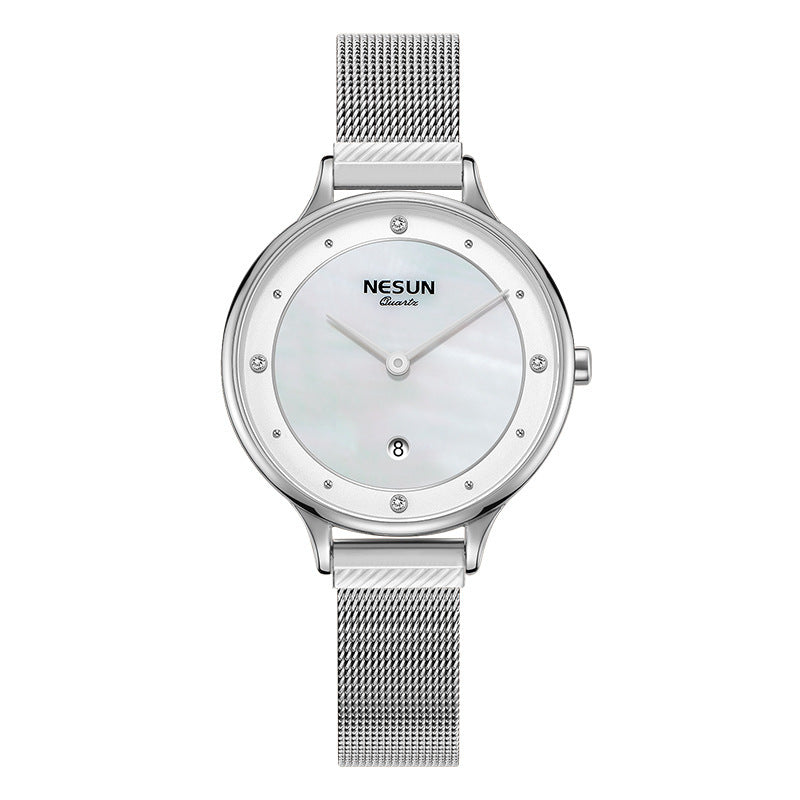 Montre à quartz simple et tendance pour femme.