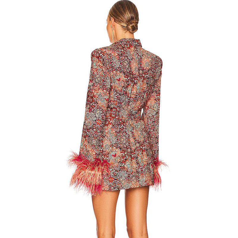 Robe et manteau en plumes à revers floral pour femmes