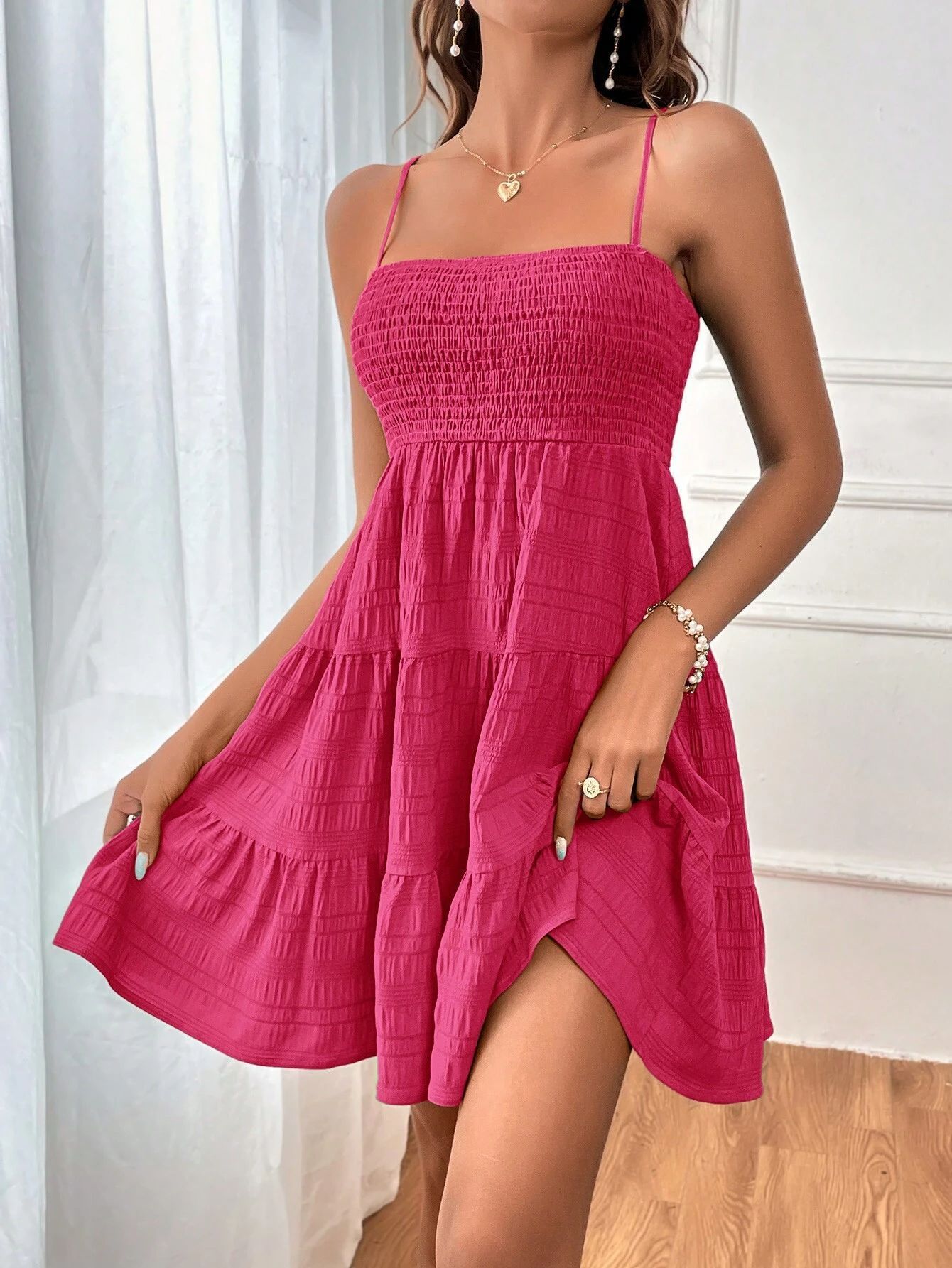 Vestido plisado con tirantes y cuello cuadrado para mujer, vestidos de playa de Color sólido a la moda, ropa de verano