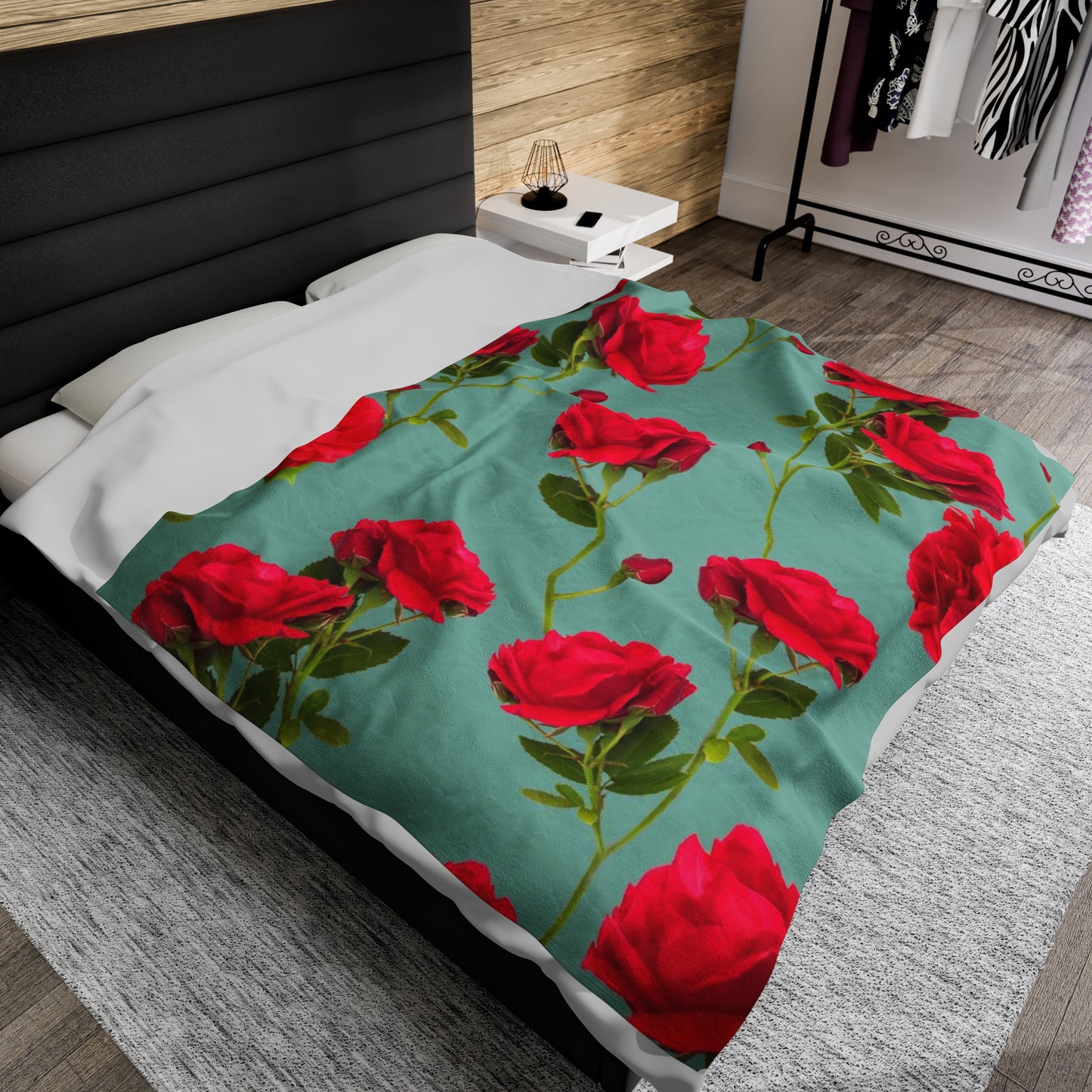 Red Flowers and blue - Inovax Velveteen Plush Blanket