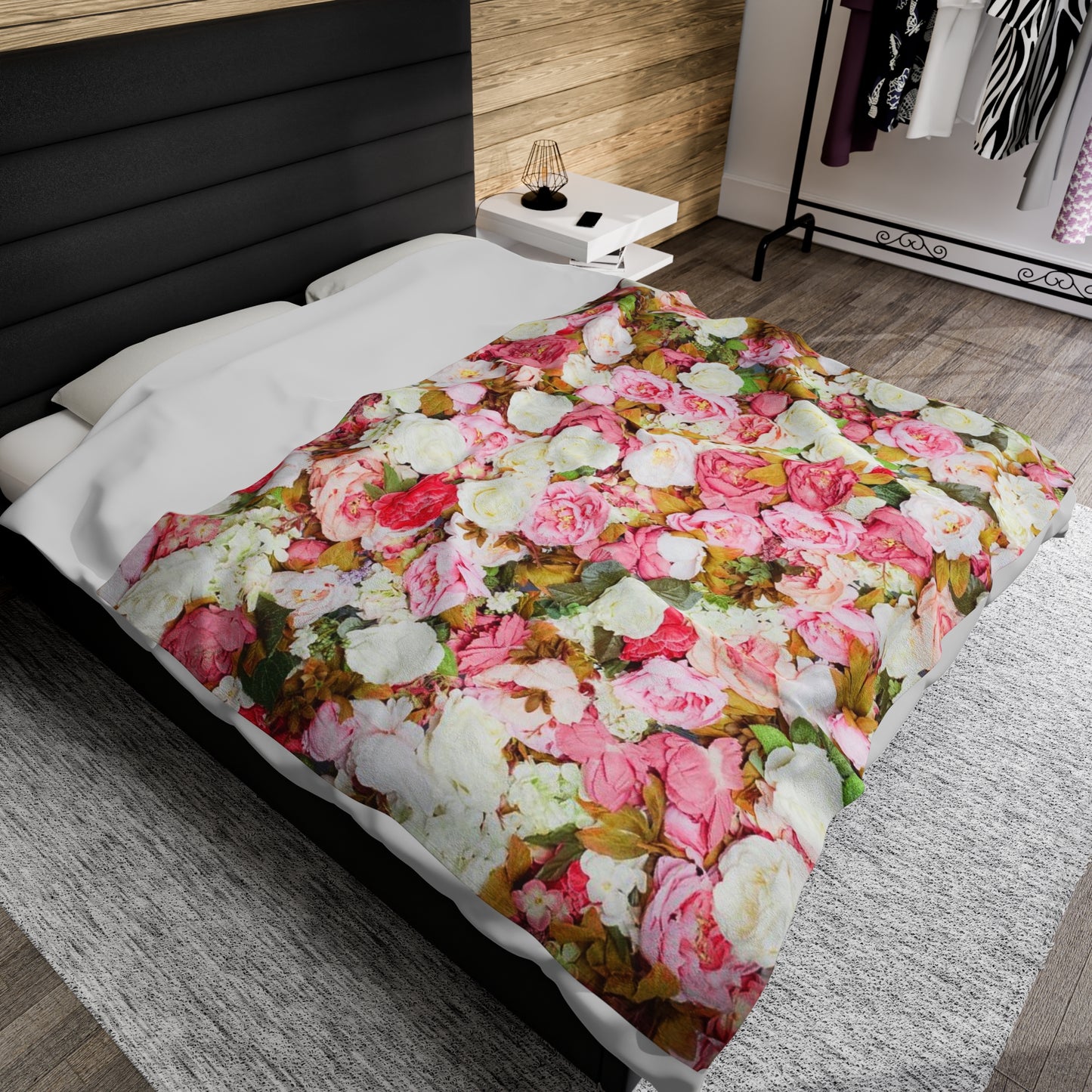 Pink Flowers - Inovax Velveteen Plush Blanket