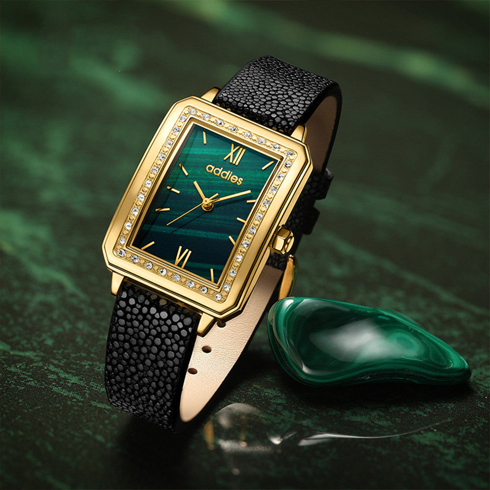 Coffret de petite montre verte exquise pour femmes, coffret cadeau carré