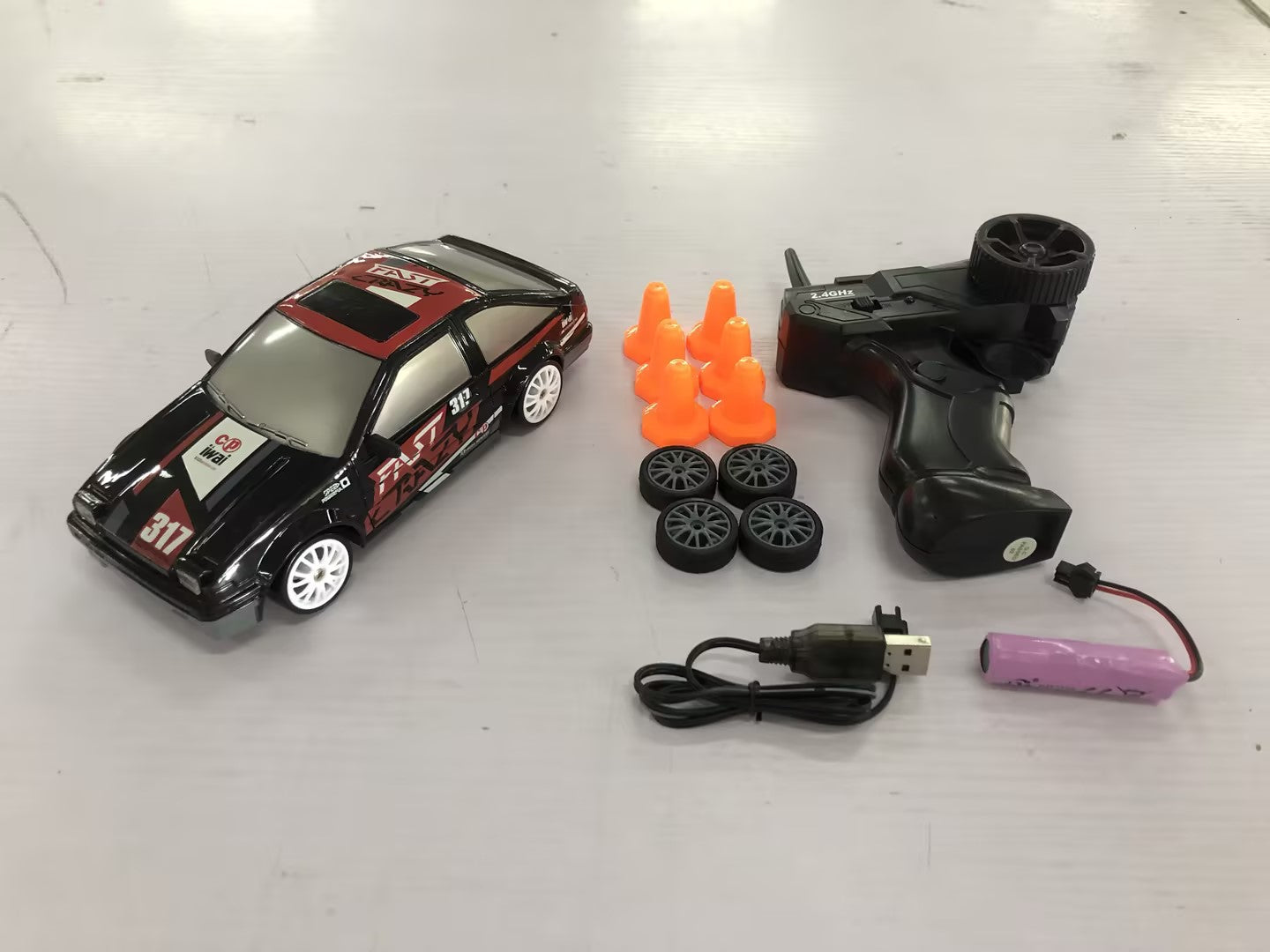 2.4G Drift Rc Car 4WD RC Drift Car Toy télécommande GTR modèle AE86 véhicule voiture RC voiture de course jouet pour enfants cadeaux de noël