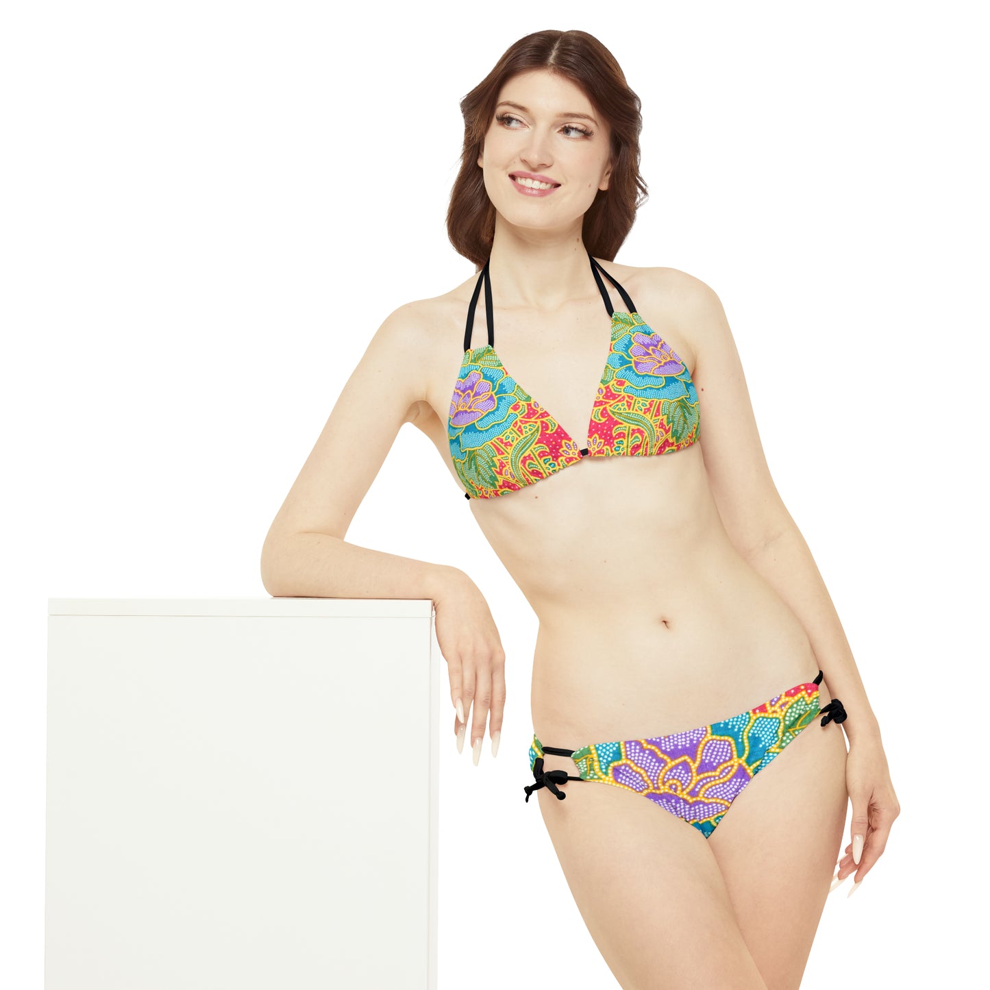 Fleurs vertes et rouges - Inovax Strappy Bikini Set