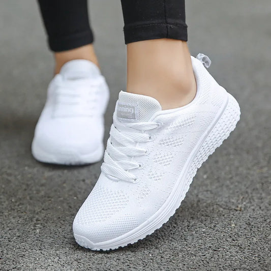 Femmes chaussures décontractées mode respirant marche maille chaussures plates femme blanc baskets femmes 2022 Tenis Feminino femme chaussures