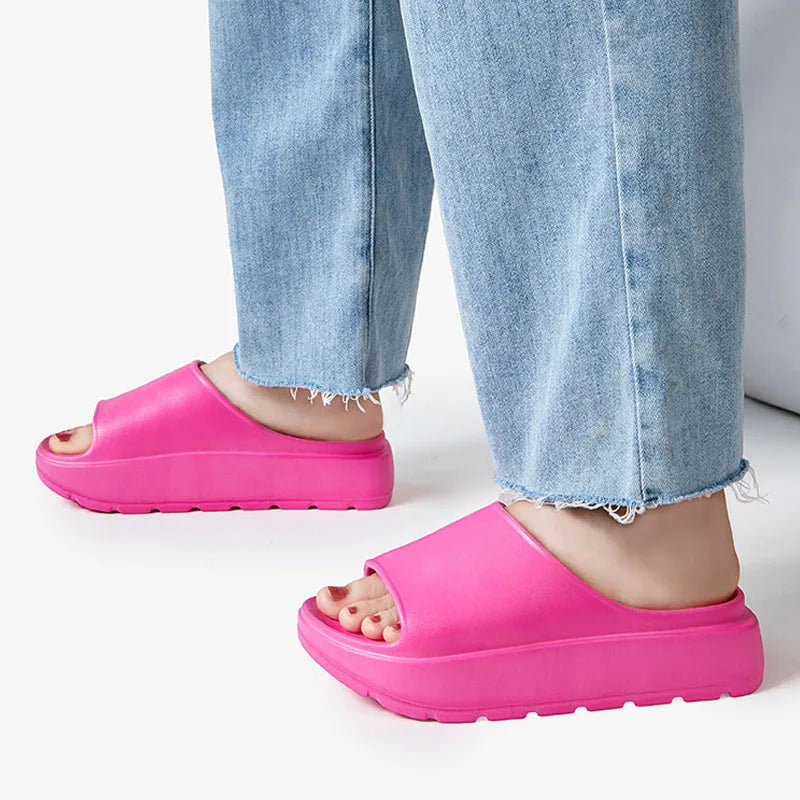 2024 Summer New Women Slippers Couple Beach Slippers Soft EVA Thick Sole Slides Shoes Platform Flat Heel Slippers Casual Sandals