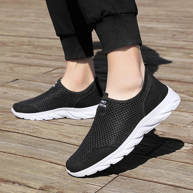 Nuevas zapatillas de correr YRZL para hombre, zapatos deportivos transpirables, zapatillas ligeras de moda de verano transpirables para hombre de talla grande 39-46