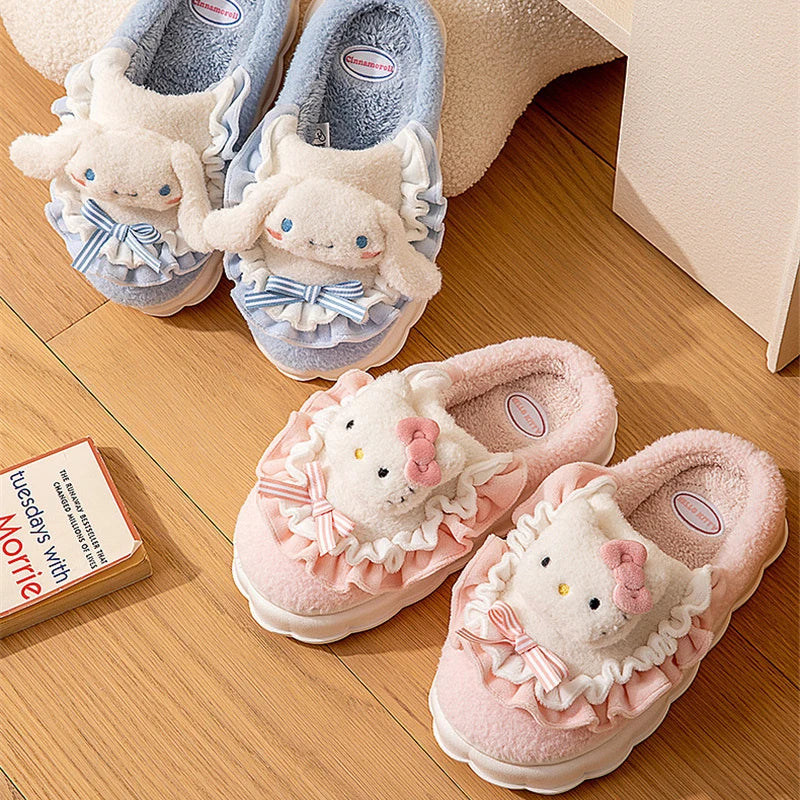 Sanrio Hello Kitty casa zapatilla peluda Kuromi Cinnamoroll My Melody Yk2 mujeres invierno felpa antideslizante zapatillas niña lindos zapatos planos