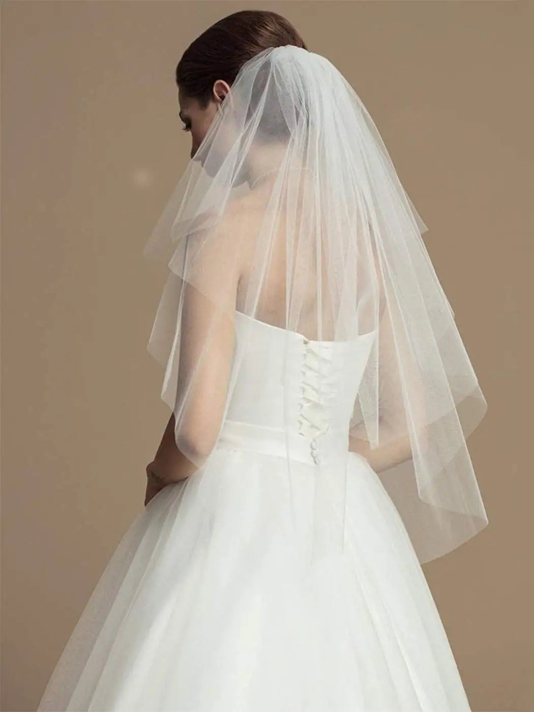 2 Tiers White Ivory Bride Wedding Veil Short Fingertip Bridal Tulle Veil with Comb and Cut Edge Velos De Novia Largos