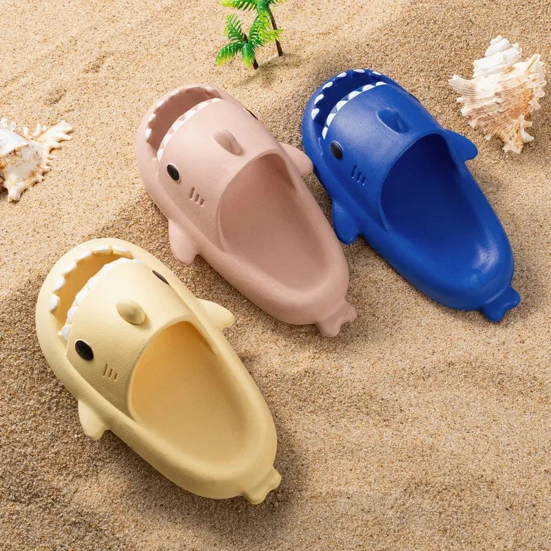 Chanclas de tiburón para mujer, zapatillas EVA antideslizantes para baño interior para adultos y niños, chanclas de playa para hombre y mujer, sandalias de suela gruesa para parejas