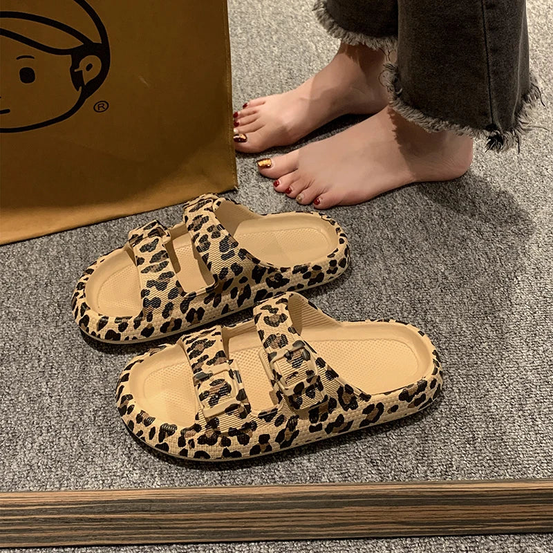 Summer Slippers Women's Leopard Print Platform Slippers Casual Thick Sole Indoor and Outdoor Sandals Couple Beach Shoes