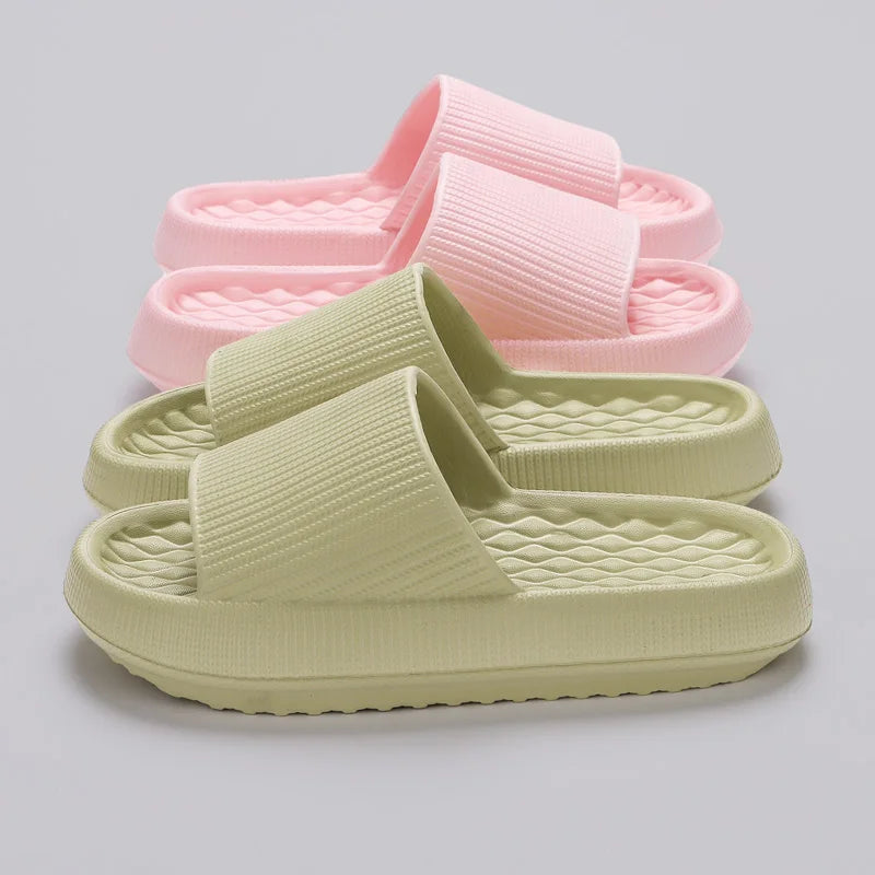 Zapatillas de plataforma gruesa con forma de nube para mujer, chanclas de suela blanda de EVA, chanclas de playa para verano, Zapatillas de casa antideslizantes para baño