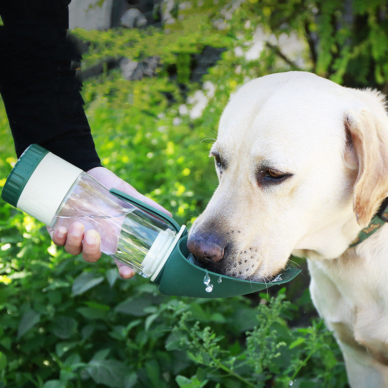 Bouteille d'eau multifonction 2 en 1 pour chien, en Silicone, pliable, Portable, bol de nourriture pour chiot, distributeur de boisson, fournitures de voyage pour Labrador, produits pour animaux de compagnie