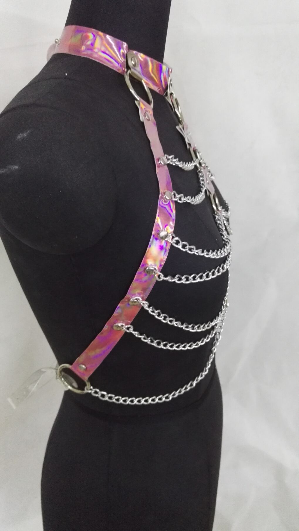 Harnais de corps couleur licou pour femmes, ceinture de chaîne de fête, Costume de Festival Rave, Clubwear, ceinture holographique, haut gothique Pastel