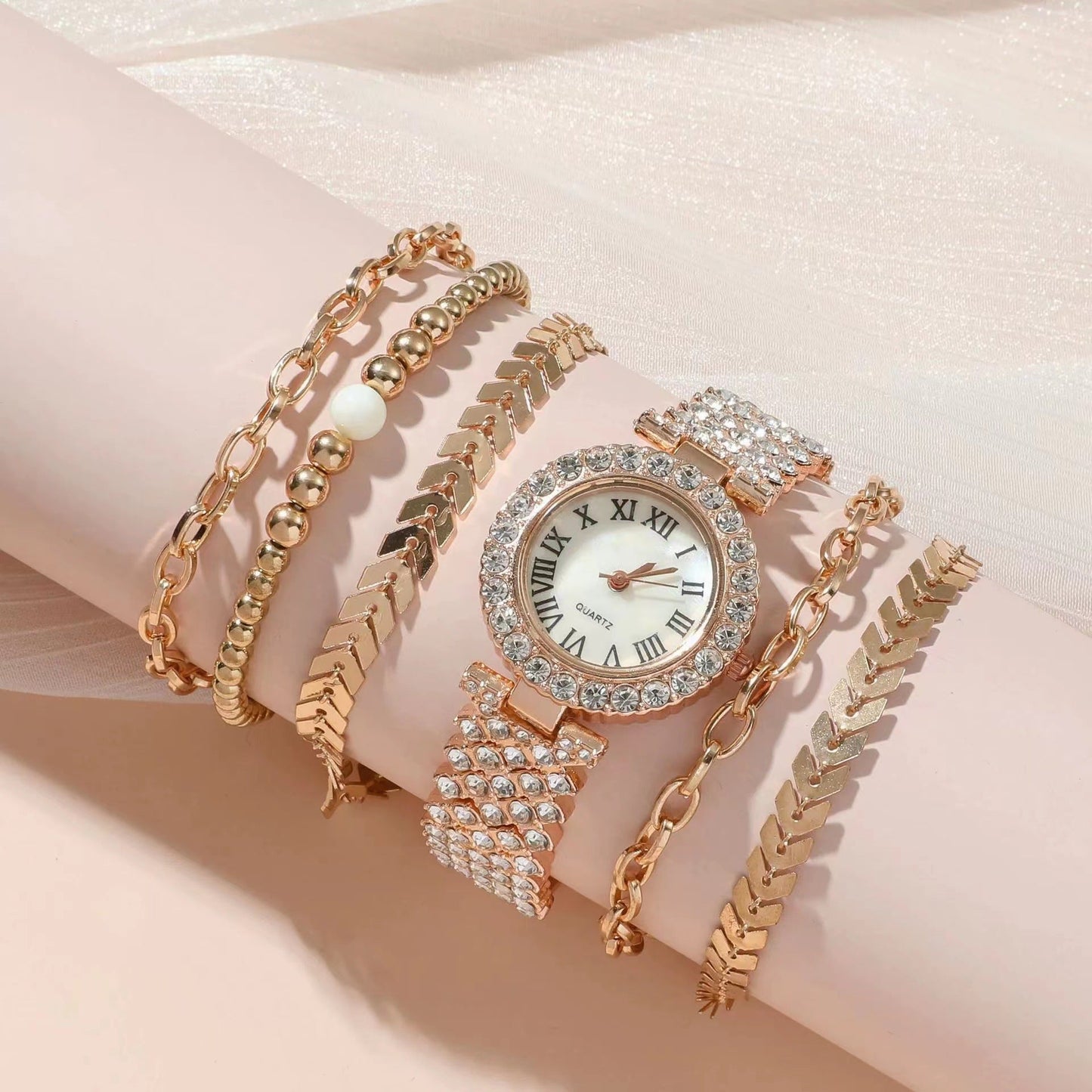 Diamond Women's Bracelet Watch Luxury Fashion Gift Box Watch Bracelet Six-piece Set