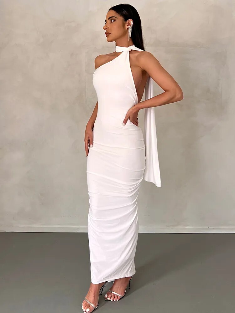 Robe longue de soirée style sirène, dos nu, dos nu, élégante, froncée, moulante, blanche, été, 2023