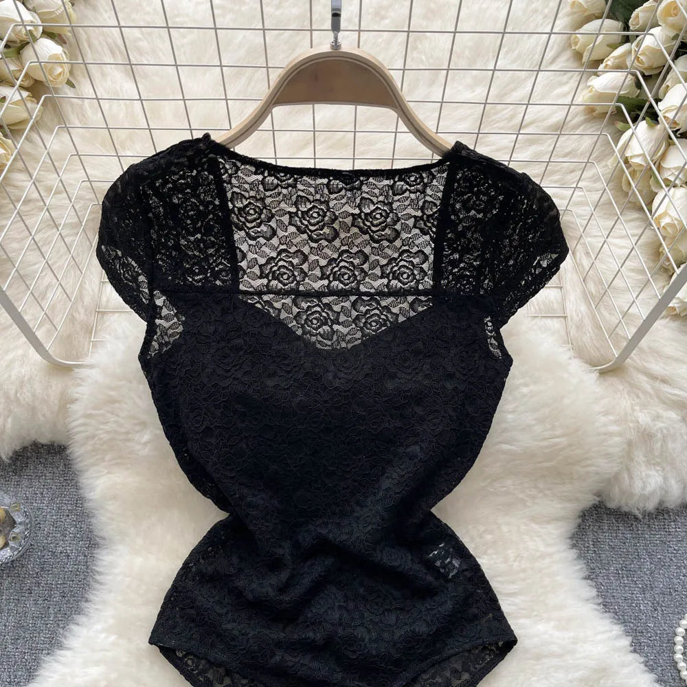 2023 Women Sheer Lace Playsuits Squre Neck Short Sleeves Bow Hotsweet Slim Rompers Fashion Korean Sexy Beach Bodysuits Wanita