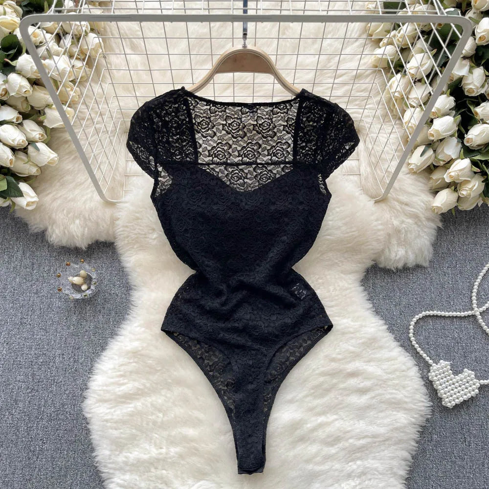 2023 Women Sheer Lace Playsuits Squre Neck Short Sleeves Bow Hotsweet Slim Rompers Fashion Korean Sexy Beach Bodysuits Wanita