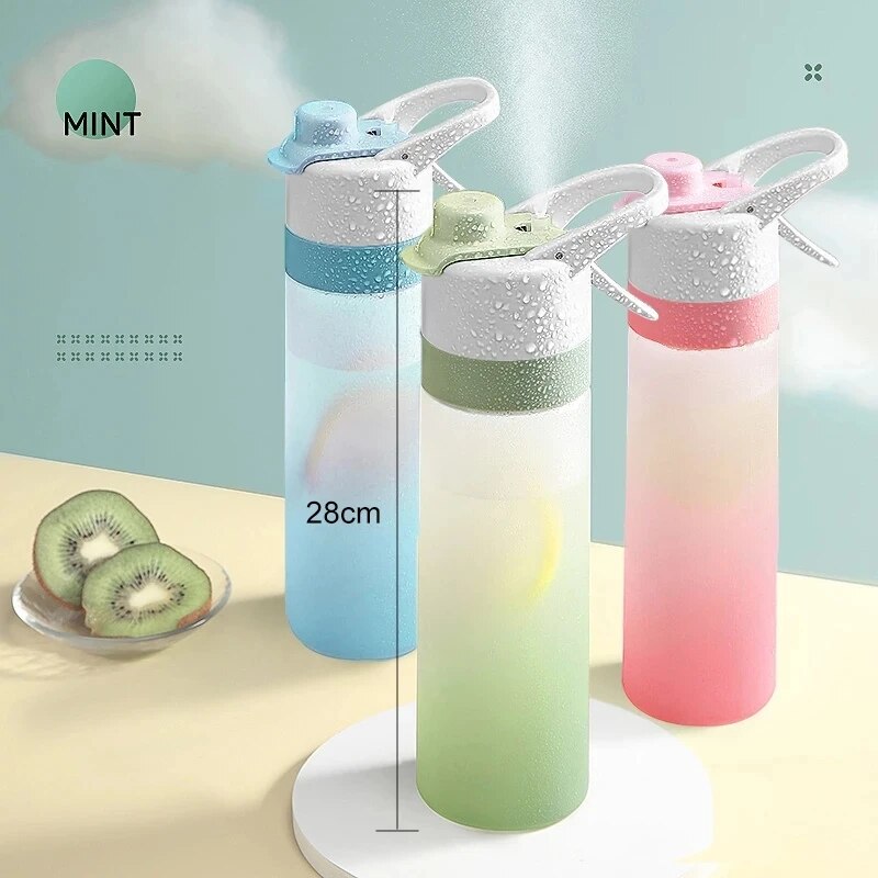 Botella de agua de 700ml para niñas, deporte al aire libre, taza de agua para Fitness, botella pulverizadora de gran capacidad, botellas de viaje sin BPA