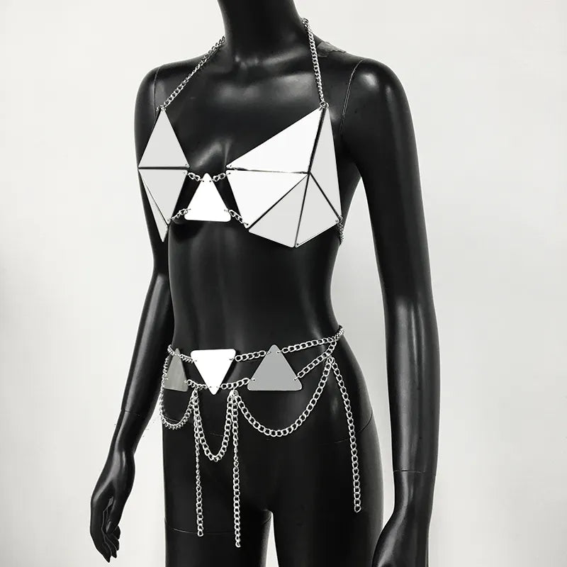 Conjunto de 2 piezas de cuero PU especular para mujer, trajes de fiesta Rave hechos a mano, cadena de Metal de retales, Top corto con espalda al aire, conjunto para mujer