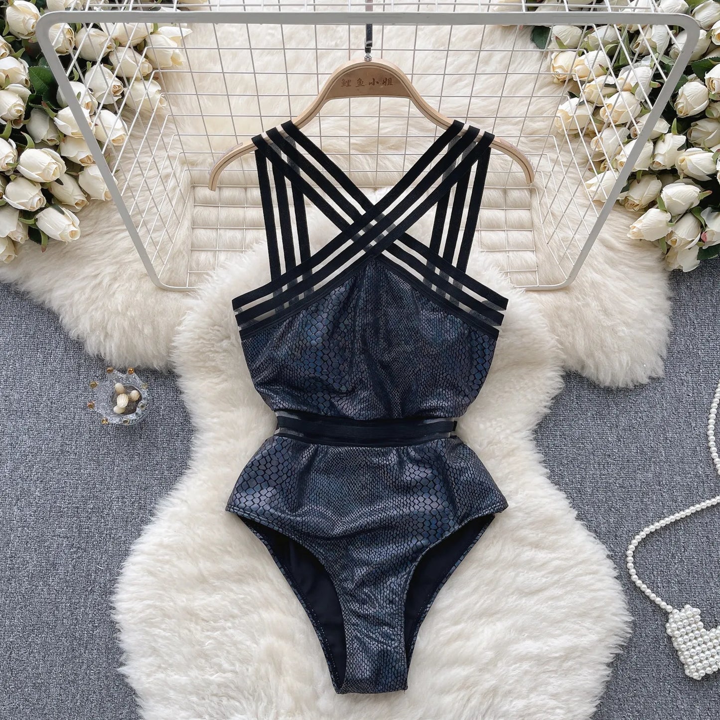 Wanita Shiny Serpentine Sexy Bodysuits Women Halter Sleeveless Slim Backless Swimsuit Fashion Streetwear Sensual Playsuits