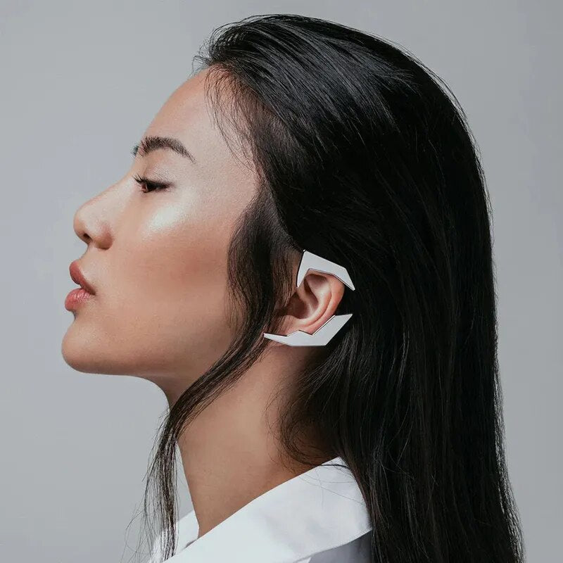 Cyberpunk Ear Clip Futuristic Mechanical Metal Ear Hook Hip Hop Unisex Without Piercing Earrings Jewelry Gifts Accessories