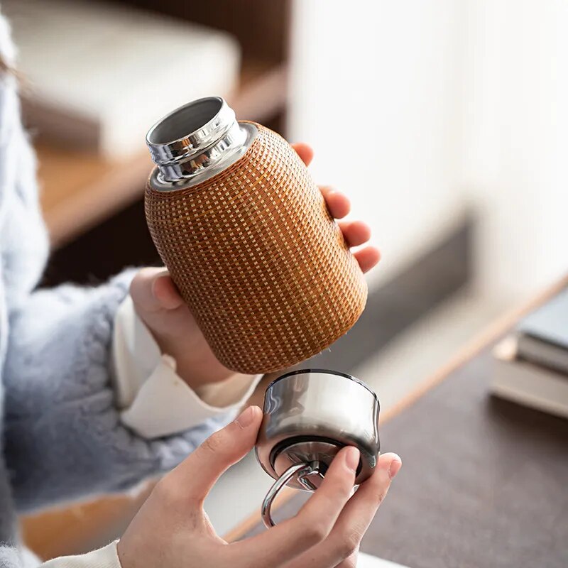 Vintage bamboo woven portable stainless steel thermos cup Hot kettle Outdoor travel water bottle hand as a hot water bottle gift