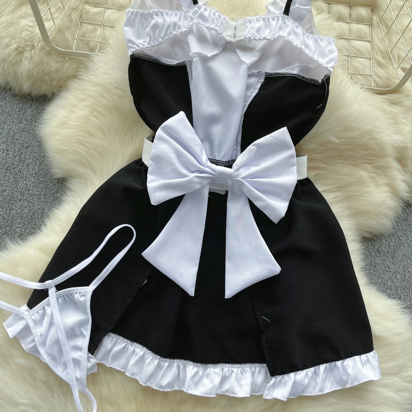 2023 Maid Uniform Sexy Nightsuits Hollow Out Backless Ruffles Lace Up Bow Mini Dress+Thongs Cosplay   Suits Wanita