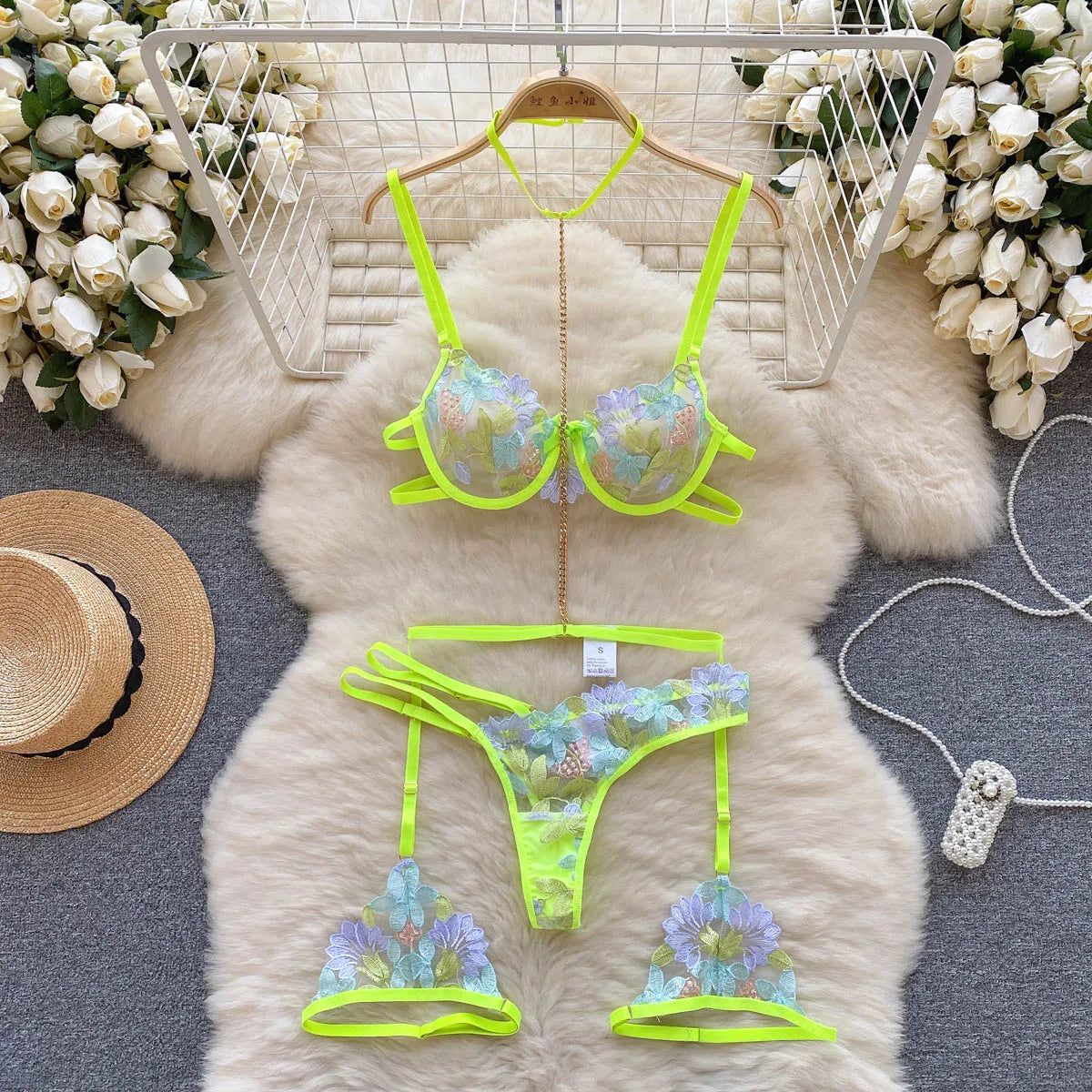 Wanita Fashion Hollow Out  Sleepwear Mesh Lace two Pieces Sets Strap Mini Bra+Thongs Sexy Embroidery Underwear Suits